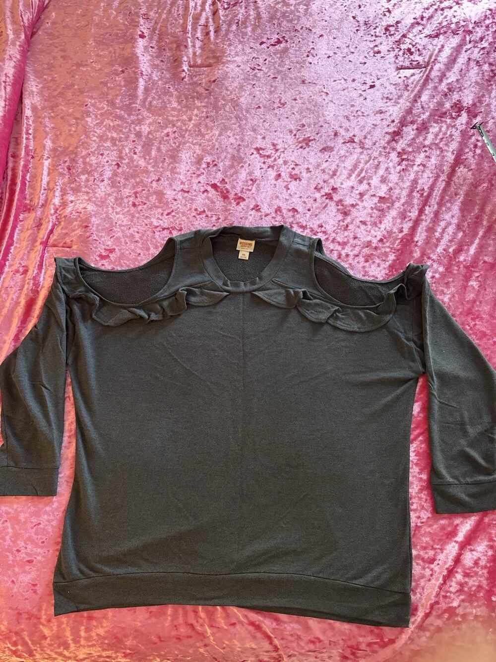 Women’s Mossimo Supply Co Gray Cold Shoulder Sweater Ruffle Cottagecore XXL